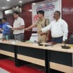 अररिया को बाल श्रम मुक्त बनाने का संकल्प: डीएम विनोद दूहन ने जागरूकता रथ को दिखाई हरी झंडी, नियोजकों पर होगी सख्त कार्रवाई