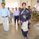 सिवनी न्यूज़: माता शबरी कन्या शिक्षा परिसर का कलेक्टर नेहा मीना ने किया औचक निरीक्षण, लापरवाह शिक्षकों का काटा वेतन