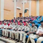 जिलाधिकारी एवं वरीय पुलिस अधीक्षक ने मुहर्रम में प्रतिनियुक्त दंडाधिकारियों एवं पुलिस पदाधिकारियों को किये ब्रीफिंग,संवेदनशील स्थलों पर 24 घंटे विशेष निगरानी के निर्देश