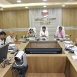 कलेक्टर की अध्यक्षता में समय-सीमा की बैठक आयोजित,निर्धारित लक्ष्य के अनुसार उपभोक्ताओं को पीएनजी कनेक्शन उपलब्ध कराने के निर्देश