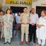 भारत निर्वाचन आयोग के निदेशानुसार प्रखण्ड परिसर बक्सर स्थित EVM-VVPAT वेयर हाउस का जिला निर्वाचन पदाधिकारी सह जिला पदाधिकारी बक्सर, साहिला एवं पुलिस अधीक्षक बक्सर, शुभम आर्य के द्वारा संयुक्त रूप से माह जून 2026 का त्रैमासिक आंतरिक निरीक्षण
