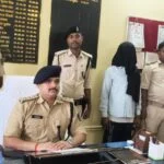 मधेपुरा:पिकअप वैन में भाड़ी मात्रा में अंग्रेजी शराब बरामद, चालक गिरफ्तार
