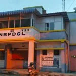 मधेपुरा:वर्षा के दौरान वज्रपात से 20 ट्रांसफार्मर जले,आपूर्ति ठप,गर्मी से लोग परेशान